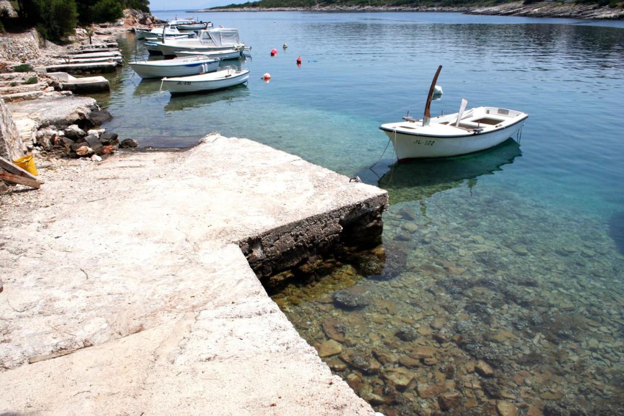 Basina 4599g Vrboska